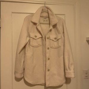 Abercrombie White Medium Sherpa Shacket